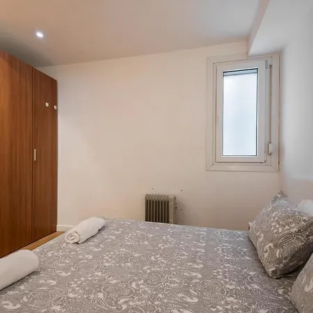 Apartment Spacious Old Town San Sebastian